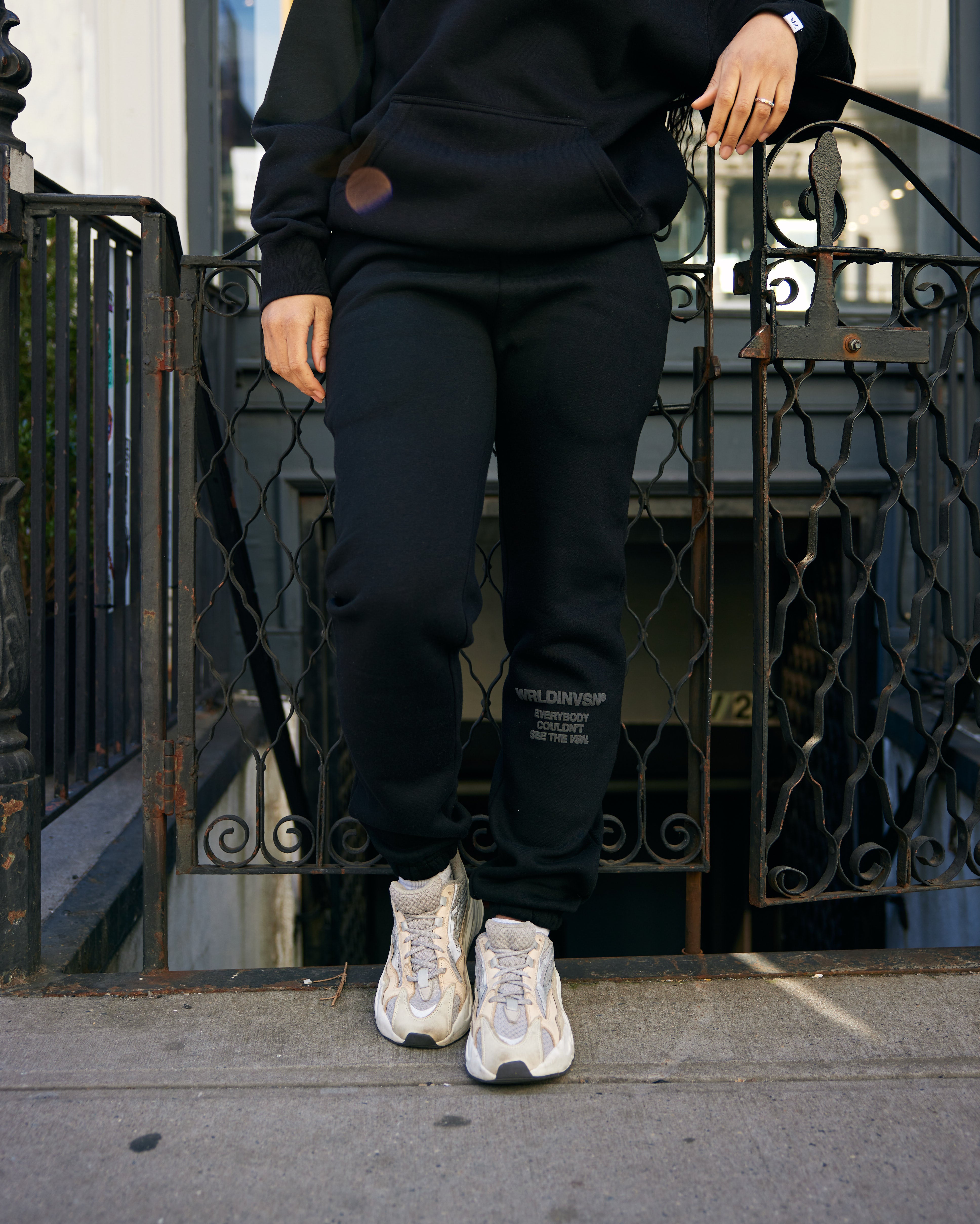 Oversized] Everybody Couldn't See The Vsn Sweatpants (Black